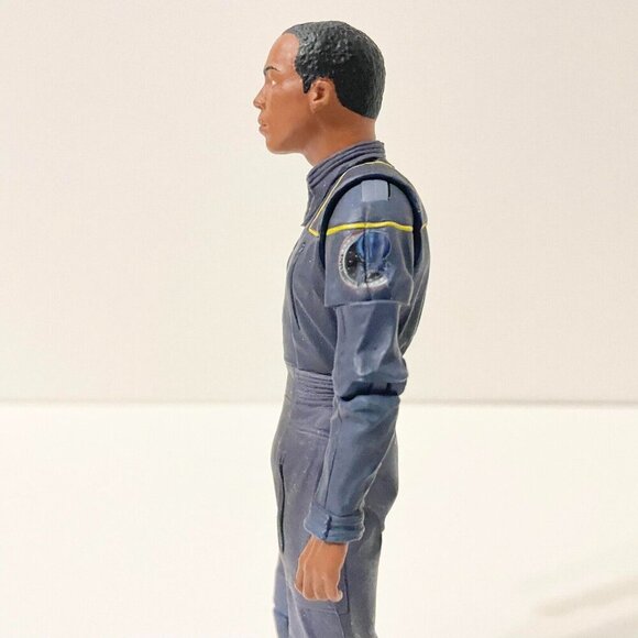 2002 Star Trek Art Asylum Ensign Travis Mayweather  7 Inch Tall - Picture 9 of 16